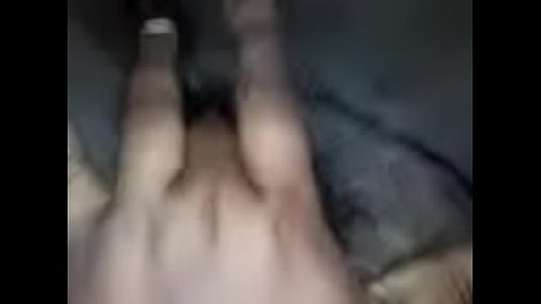 Pussy play Thumbnail