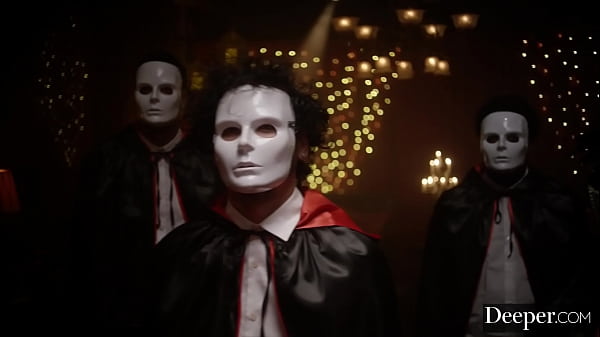 Deeper. Lulu, April, Jasmine & Isiah serve Mistress Maitland