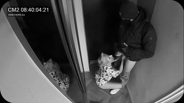 Wife sucked the postman while husband in the next door