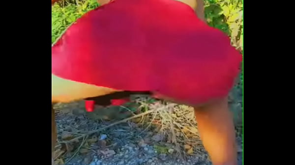 Hot dancing slut Thumbnail