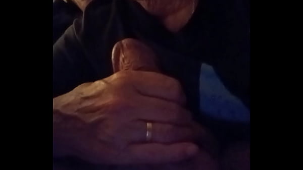 No se resiste a comerme la polla