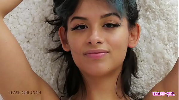 Petite Teen shows perfect body Thumbnail