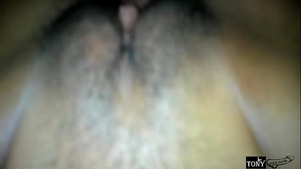 Esto es lo que hacen con migo cuando piensan que soy demasiado tímido.. yo sólo me dejo querer hasta que solas de ponen de a perrito y me las cojo por el culo.