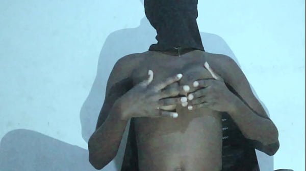 playing with my tit Thumbnail