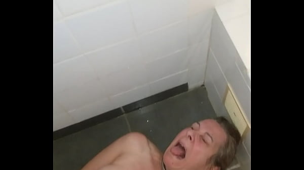 Esclave F humiliée 20 octobre 2023