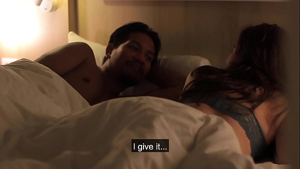 Niece is surprised to see her uncle walking around the house naked.