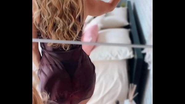 Hello SWAMERS Lots of big kisses to all the LOVERS... Thumbnail