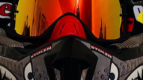 SUGUE MINHAS BOLAS TODO O VERÃO