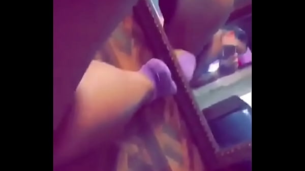 Leiyana angleos Thumbnail