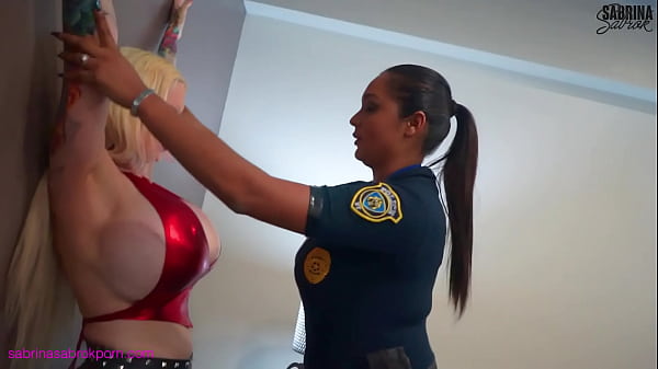 Vídeo xxx completo da detenção de Sabrina Sabrok