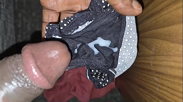 Gozada na esposa calcinha pokey dot