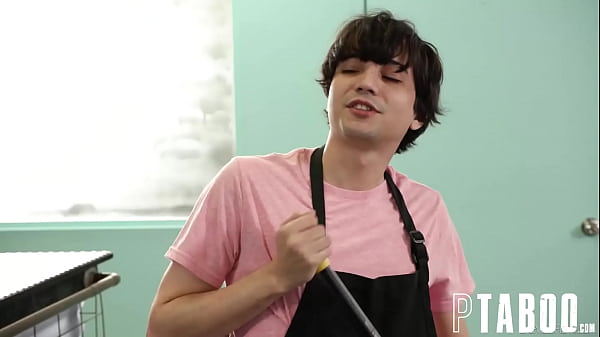 Stepmom Likes It Up The Ass - Lauren Phillips