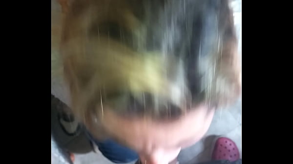 Swallowing cum for breakfast