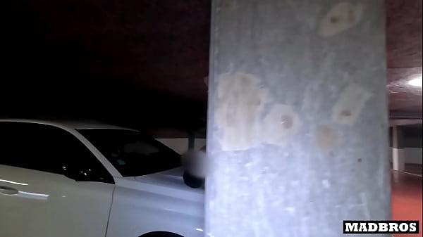Gothic nympho leaves her boyfriend and gets fucked in the car in the parking lot!