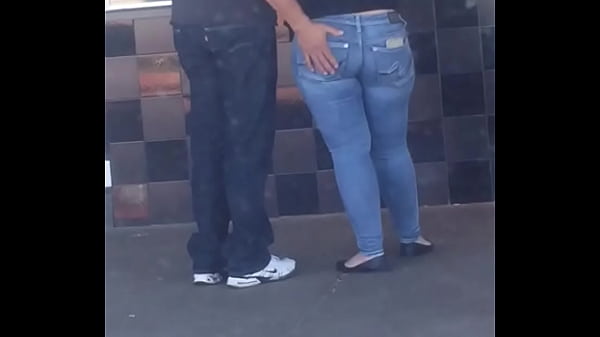 Candid Blue Jean Ass Thumbnail