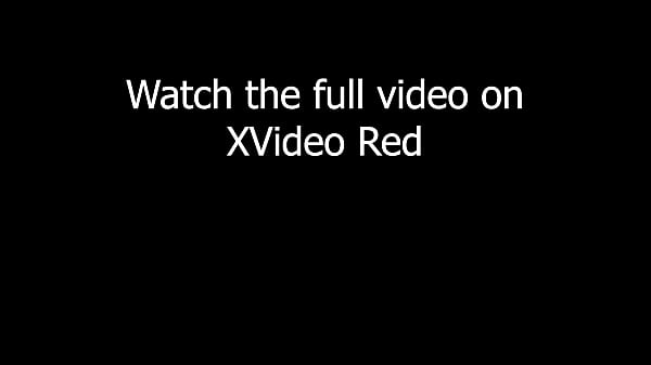 Great handjob performed by a sexy blonde in latex gloves