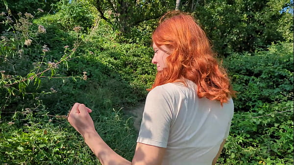 Got caught while I was fucking a beautiful girl in the woods (dialogues in Italian)