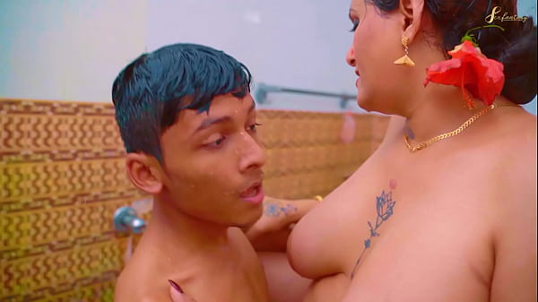 Stepbrother starts masturbating after seeing his nude stepsister bathing