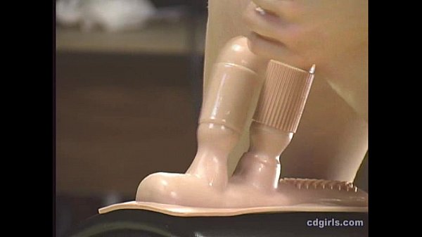 Bonnie Heart sybian doubledildo 