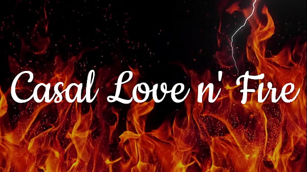 Ensaio fotográfico entre amigas acabou virando uma suruba bem gostosa. Gozei loucamente