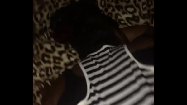 Black Milf falando sujo