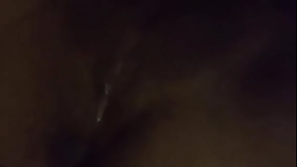 chica caliente masturbandose