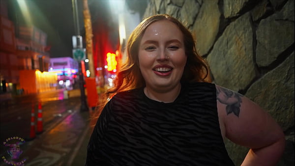 Mia Dior Gets Fucked Moments After Friending a Strange Fellow Near The Downtown Grand In Las Vegas Nevada
