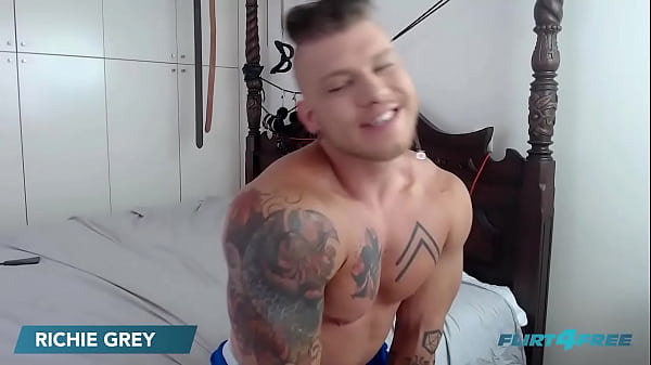Flirt4Free – Richie Grey – Ripped Hottie Likes To Play With Toys