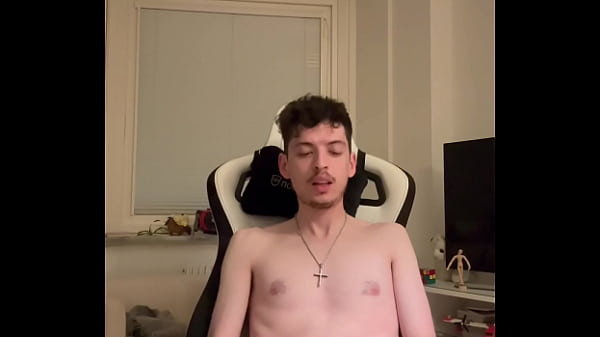 Would you give me a bj underneath the table | Insta: @spizue Thumbnail