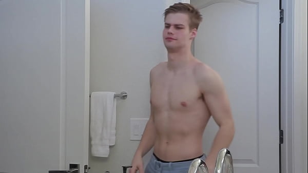 New Stud Joe Fucks Thick Teen Kourtney!