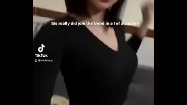 Teen girl’s big ass Thumbnail