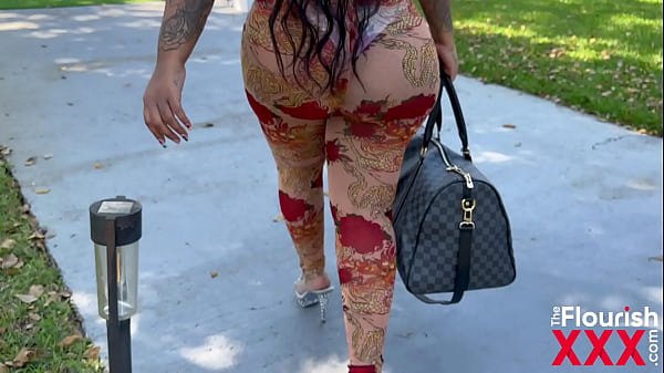 Preview Spoiled Princess 3some with Massagebyblack and Brick Cummings