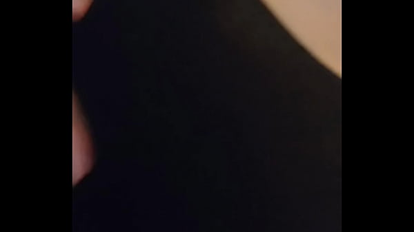 peituda branca safadinha