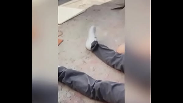 Estudiantes de la Técnica no se Aguantaron las Ganas en el Patio! Buena Chupada de una NENA COLEGIALA en ESCUELA de México! Amateur Publico! (Segunda Parte)