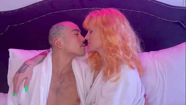 Interracial Couple Kissing, Jerking And Cumming At Each Others Faces