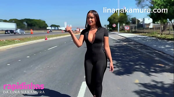 Asiática gostosa e flagrada fazendo sexo na Rua - Big Ass Latina - Lina Nakamura - John coffee: