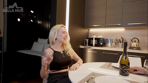 Luxury Insta model got fucked in her ass on a FIRST date