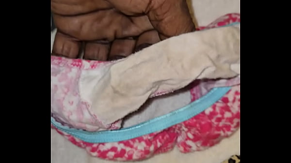 Minha sobrinha rápida e suja calcinha