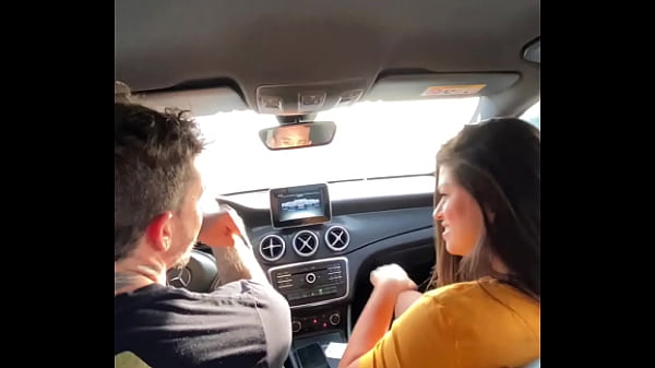 Marido larga esposa nua no meio da rua em João Pessoa Luana Kazaki