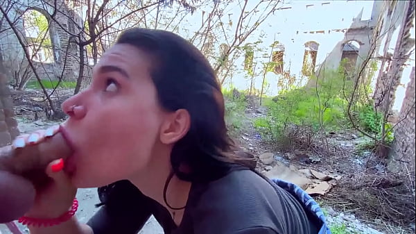 Sucking in public outdoors near people and getting hot sticky cum in her mouth