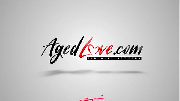 AGEDLOVE Dick from Sam discovers giant labia