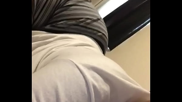 Ass shaking Thumbnail