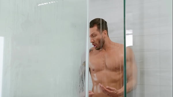 Shower Swap / Brazzers scene from zzfull.com/MS