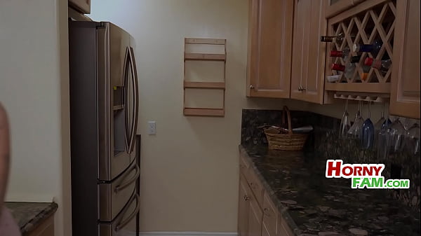 Intercourse Positive Family Invites My Gf With Freeuse