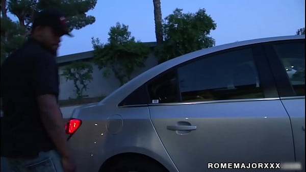 Yasmine De Leon Face Fucks And Pussy Pounds Rome Major's Big Cock!