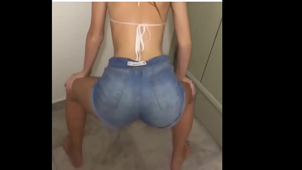 Novinga pulling her jeans tail Thumbnail