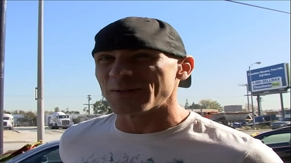 Bobbi Eden is a Milf in heat