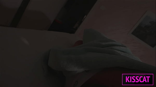 S2E2: Step mom lets step son lie in share bed and jerking him, but unexpected hard fuck with facial