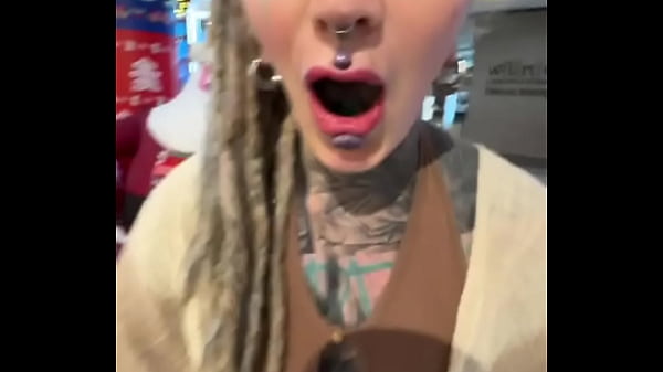 Did you know that in Thailand, many celebrate Christmas even though most don’t follow the traditional holiday beli…