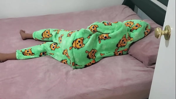 Acordando com uma boa foda matinal!